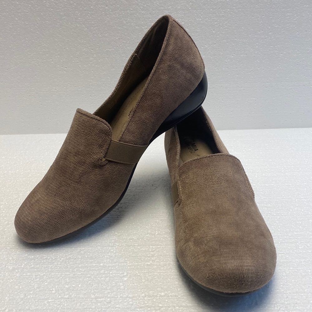 Women’s Shoes